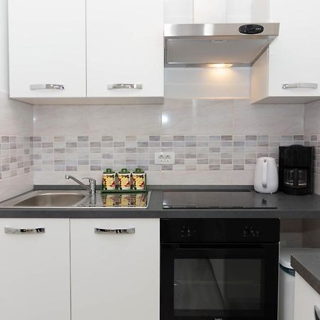 Apartment Ana Pula Luaran gambar