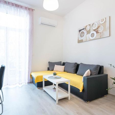 Apartment Ana Pula Luaran gambar