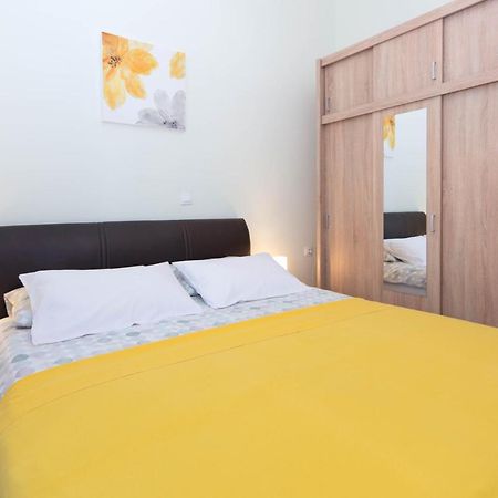 Apartment Ana Pula Luaran gambar